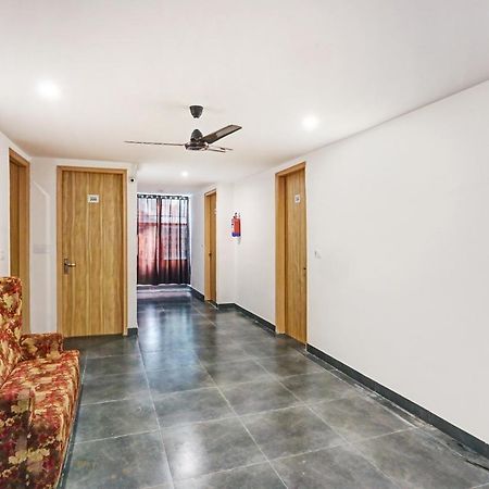Oyo 81641 Collection O Hotel A1 Residency New Delhi Extérieur photo