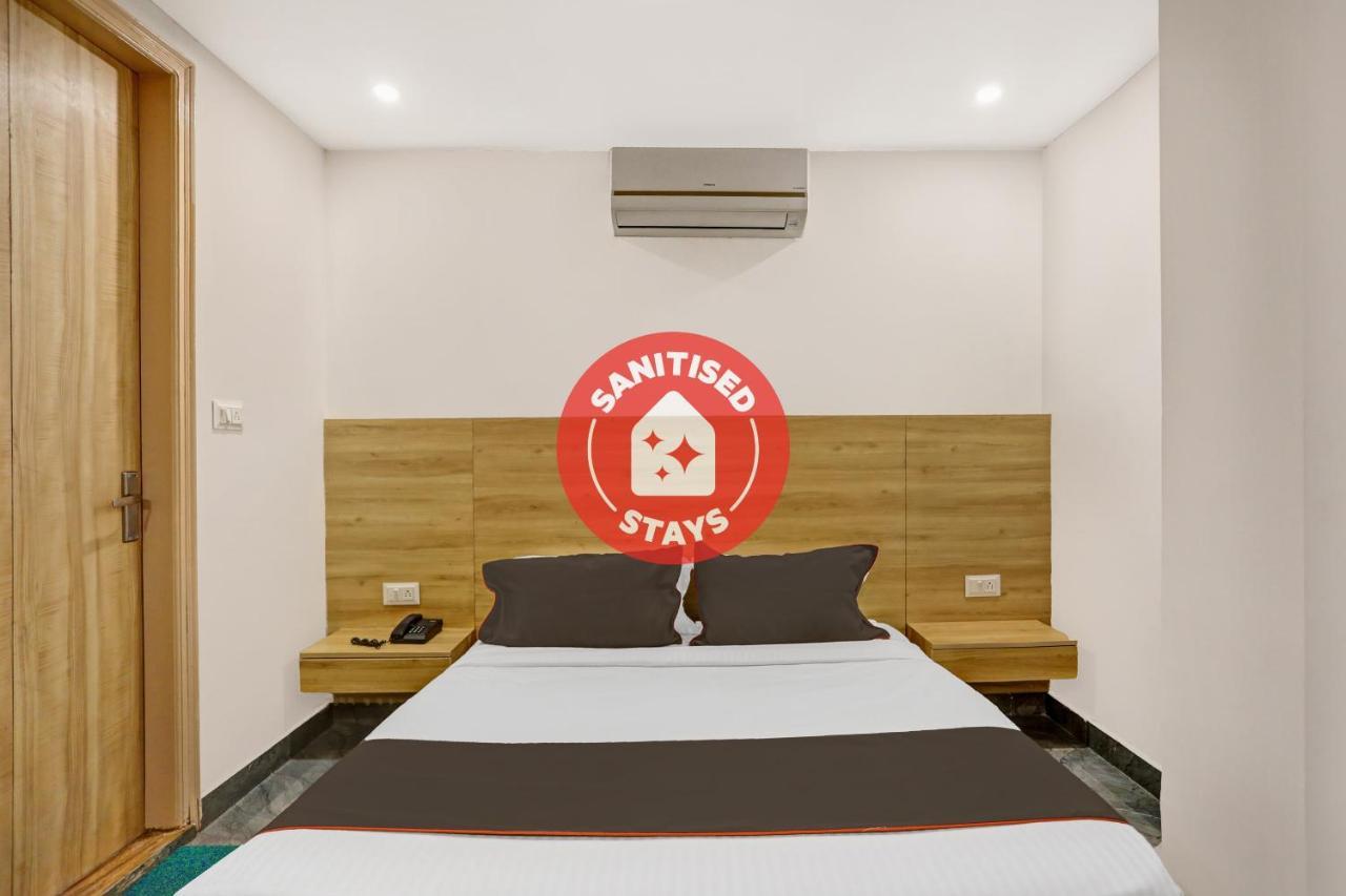 Oyo 81641 Collection O Hotel A1 Residency New Delhi Extérieur photo